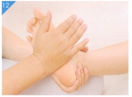 小儿中耳炎的穴位按摩疗法