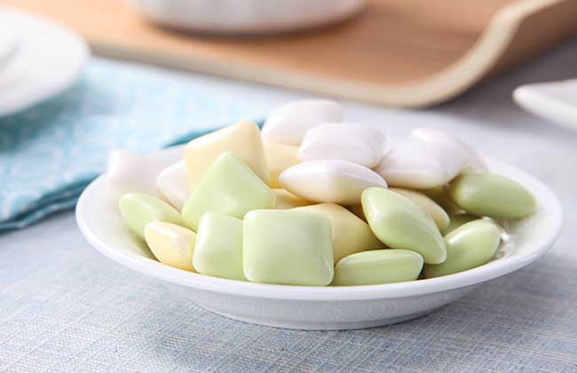 牙齿美白最简单的办法