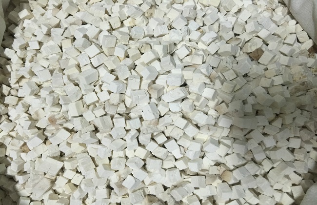 茯苓泡水喝的功效和禁忌