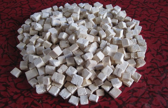 茯苓泡水喝的功效和禁忌