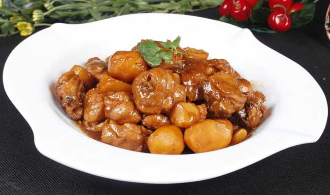 板栗烧鸡的几种常见做法