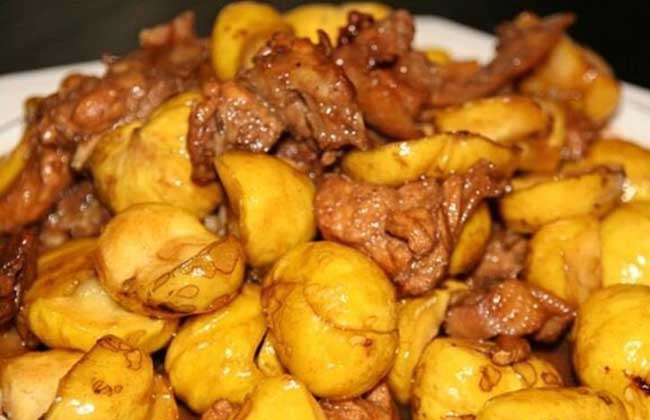 板栗烧鸡的几种常见做法