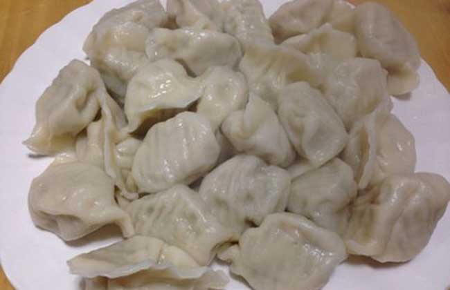 白菜猪肉饺子馅的做法