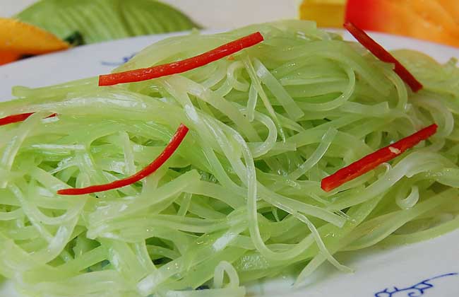 清炒莴笋