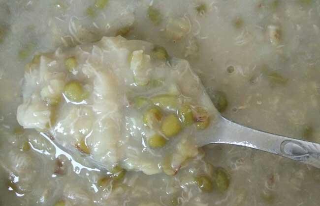 香蕉绿豆粥