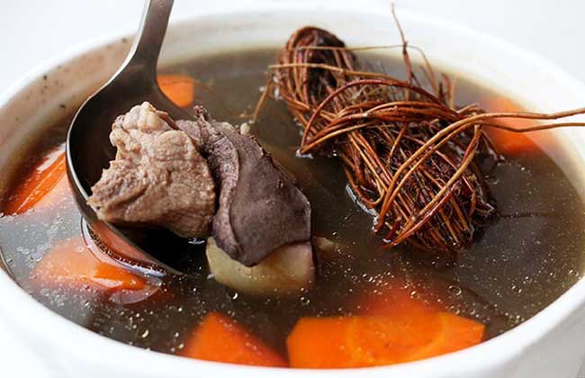 鸡骨草煲汤的做法大全