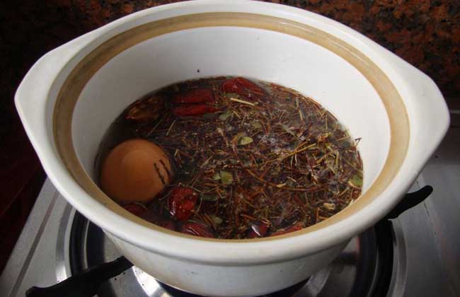 鸡骨草煲汤的做法大全