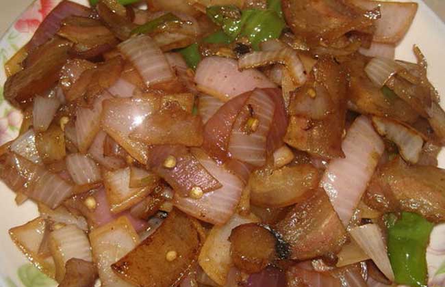洋葱炒腊肉