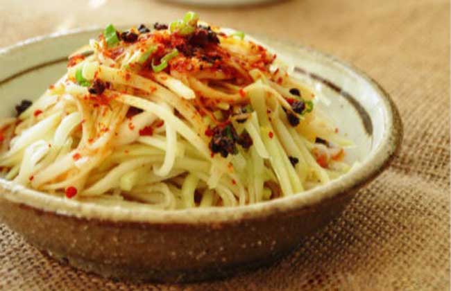 苤蓝土豆丝