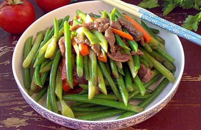 蚝油蒜苔牛肉