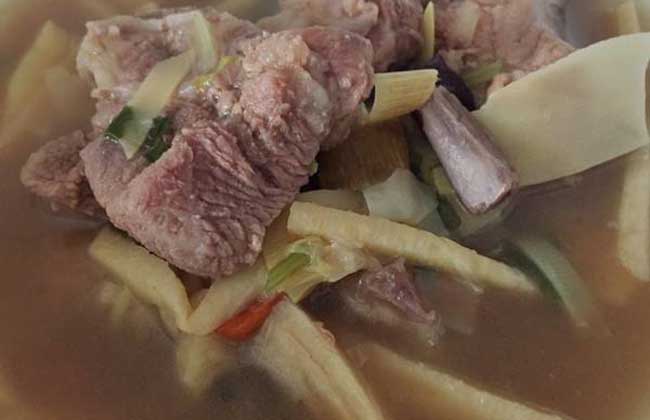 春笋炖排骨